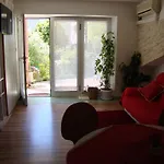 Apartment Nela And Vito Split