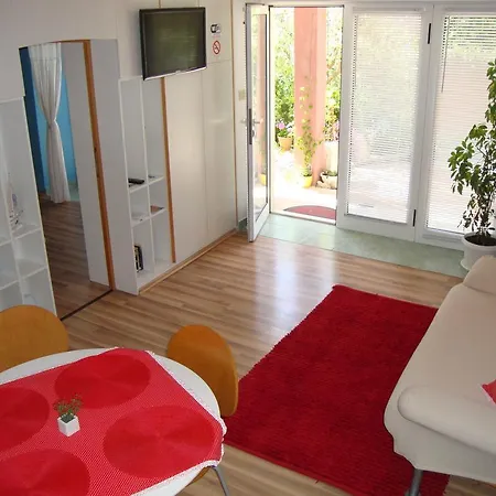 Nela And Vito * Split